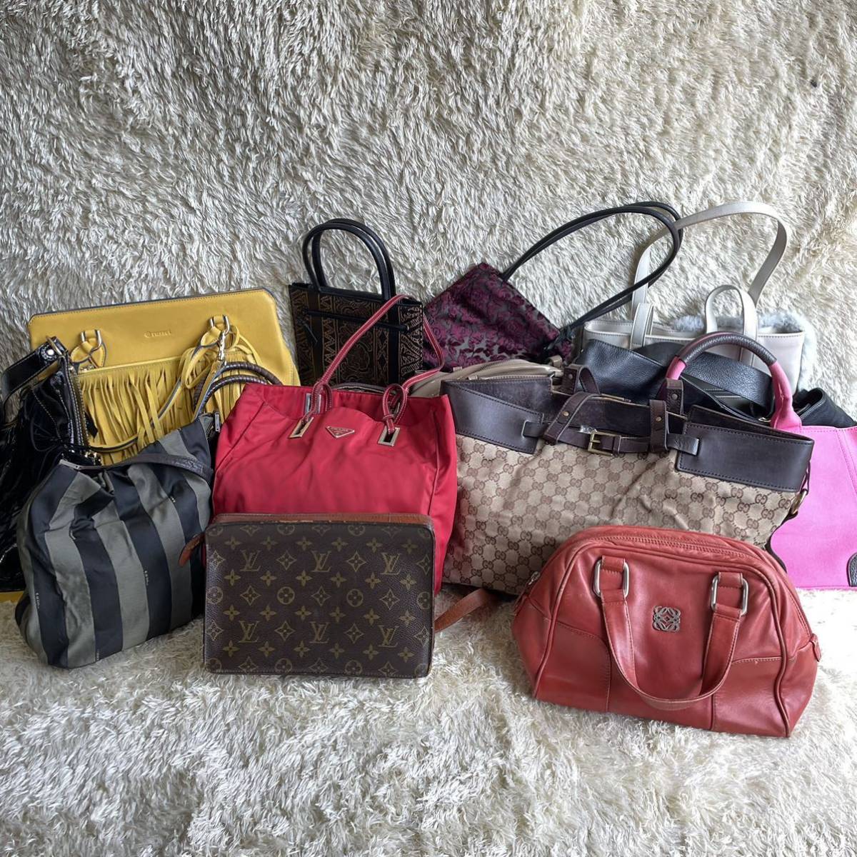 1円〜 バッグ 財布 まとめ 16点セット ルイヴィトン グッチ フェンディ コーチ ディオール LOUIS VUITTON Dior GUCCI FENDI ブランド ルイヴィトン LOUIS 1円 福袋 オデオンPM ルイヴィトンジッピーXL
