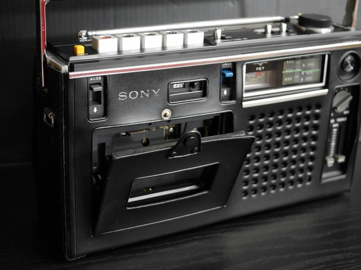 SONY CF-1900 カセットラジオ 専用ケース付き☆SONY CF-1900 pro1900 FM/AM2バンド ラジオカセット