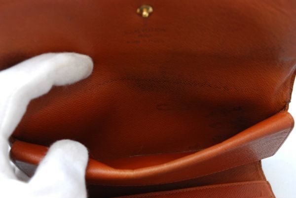 モノグラム ルイヴィトン LOUIS VUITTON 良品 ポシェット ポルトモネ クレディ 財布 モノグラム・シグネチャー ルイ・ヴィトン ルイ・ヴィトンのモノグラムを種類別に徹底解説！人気のバッグや財布 - 一粒万倍日「ルイ・ヴィトン」からモノグラム×カラフルな財布 公式 ルイヴィトンといえばモノグラム！特徴や歴史、おすすめアイテムまで