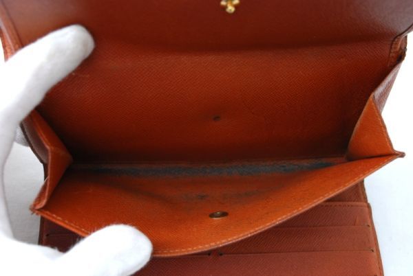 モノグラム ルイヴィトン LOUIS VUITTON 良品 ポシェット ポルトモネ クレディ 財布 モノグラム・シグネチャー ルイ・ヴィトン ルイ・ヴィトンのモノグラムを種類別に徹底解説！人気のバッグや財布 - 一粒万倍日「ルイ・ヴィトン」からモノグラム×カラフルな財布 公式 ルイヴィトンといえばモノグラム！特徴や歴史、おすすめアイテムまで