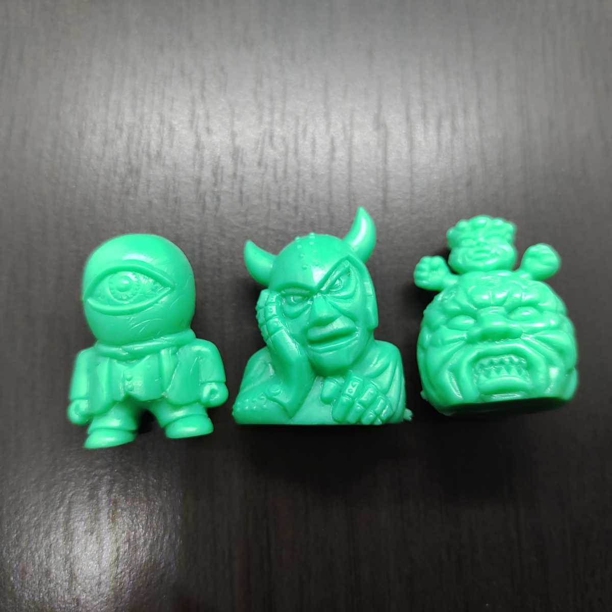 Sd仮面ライダー倶楽部 キングダーク 一つ目タイタン 十面鬼 緑 消しゴム フィギュア 3体セット 仮面ライダー 売買されたオークション情報 Yahooの商品情報をアーカイブ公開 オークファン Aucfan Com