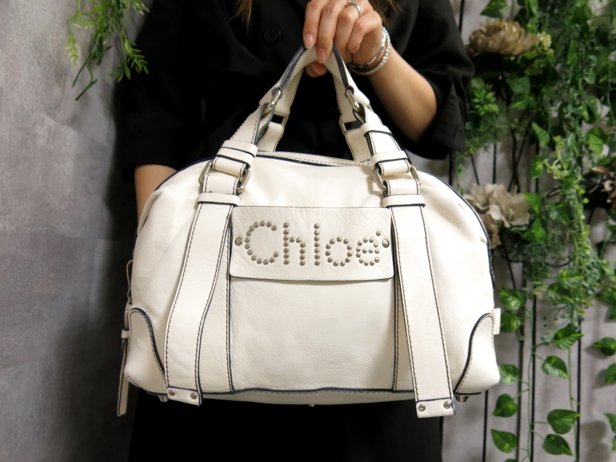 ○超美品○Chloe クロエ○パッツィ○スタッズロゴ○レザー 本革 