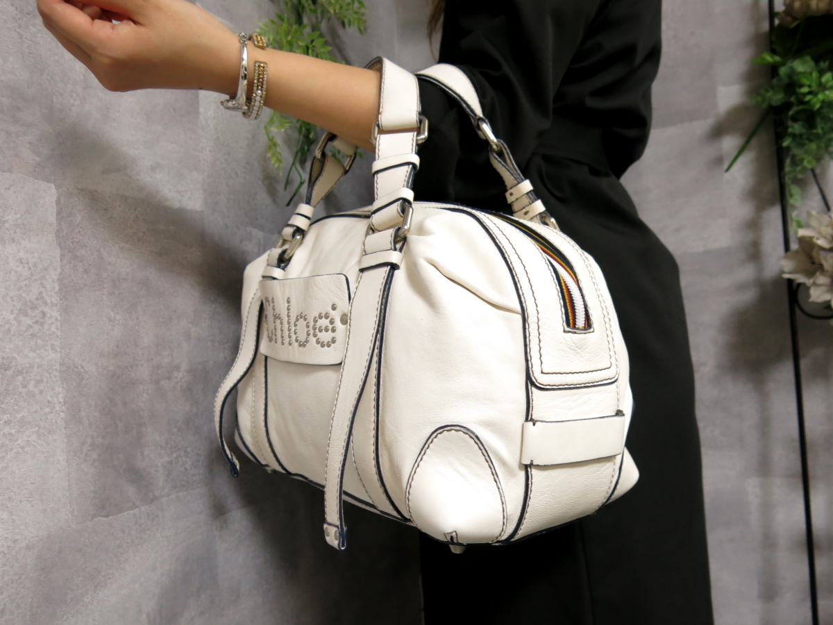○超美品○Chloe クロエ○パッツィ○スタッズロゴ○レザー 本革 