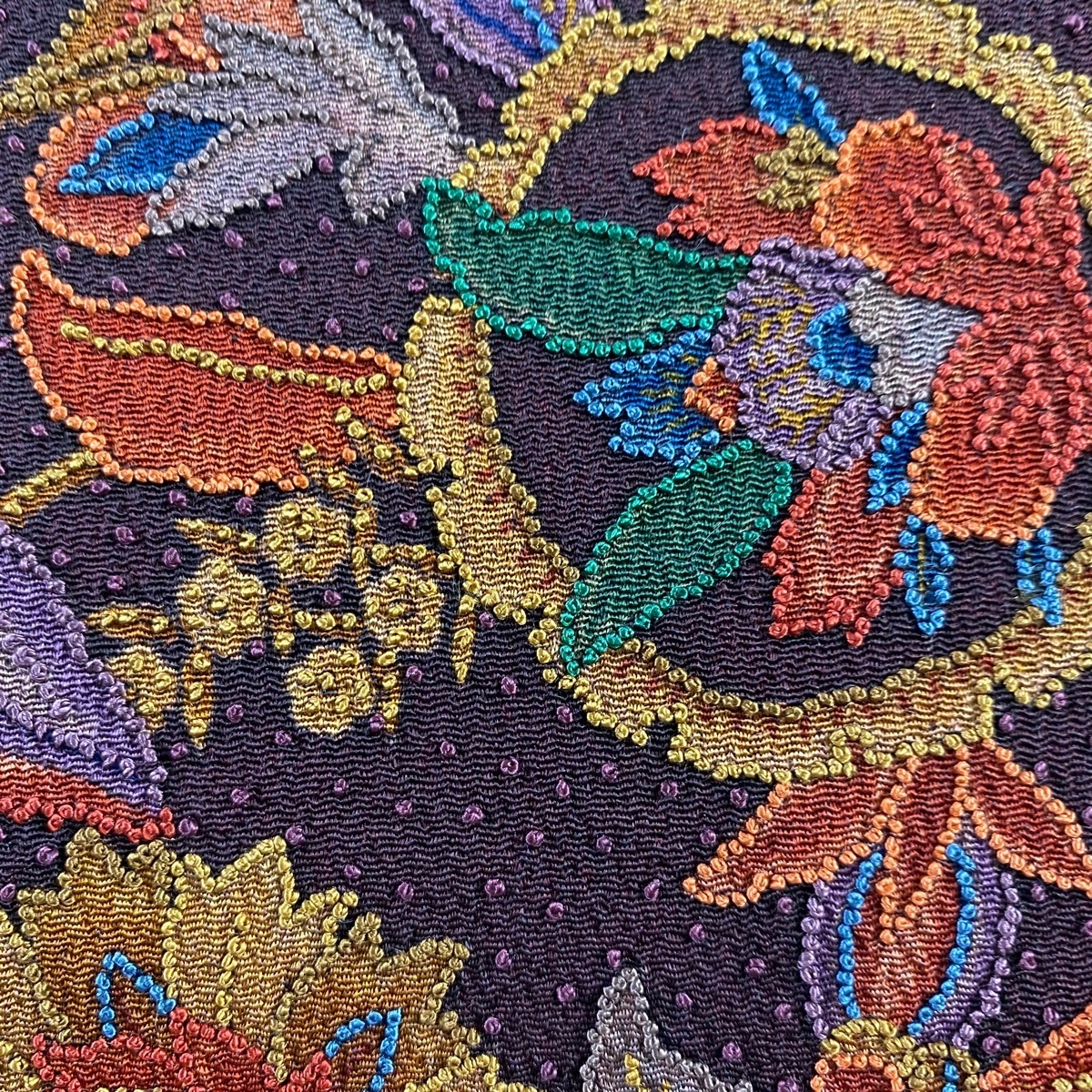 袋帯 お太鼓柄 秀品 紬地 草花 刺繍 正絹 中古 美品 山吹茶色 正絹｜中古・古着 焦茶色 薄茶色 茶色 名品 緑
