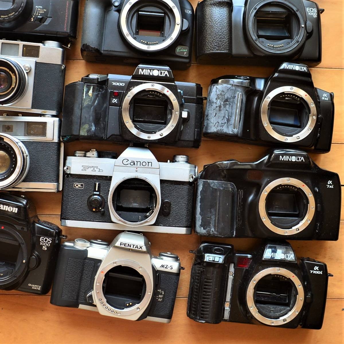 カメラ 40台 まとめ 大量 Canon PENTAX ミノルタ 他 光学機器 セット