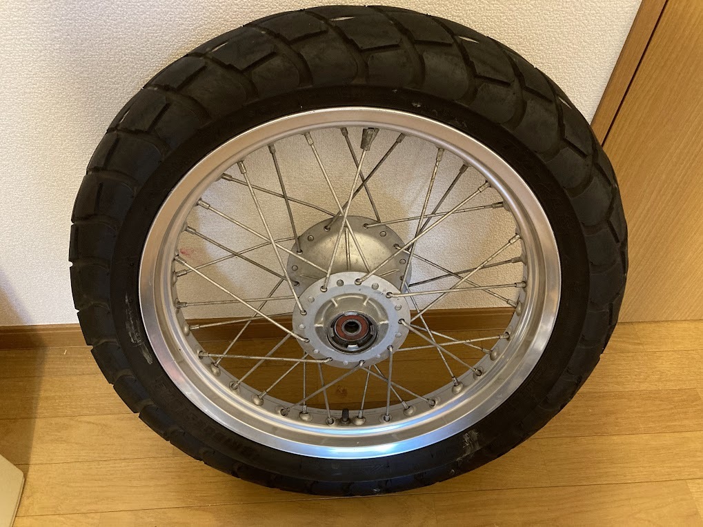 スズキ バンバン200 フロント ホイール VANVAN バンバン200 フロント