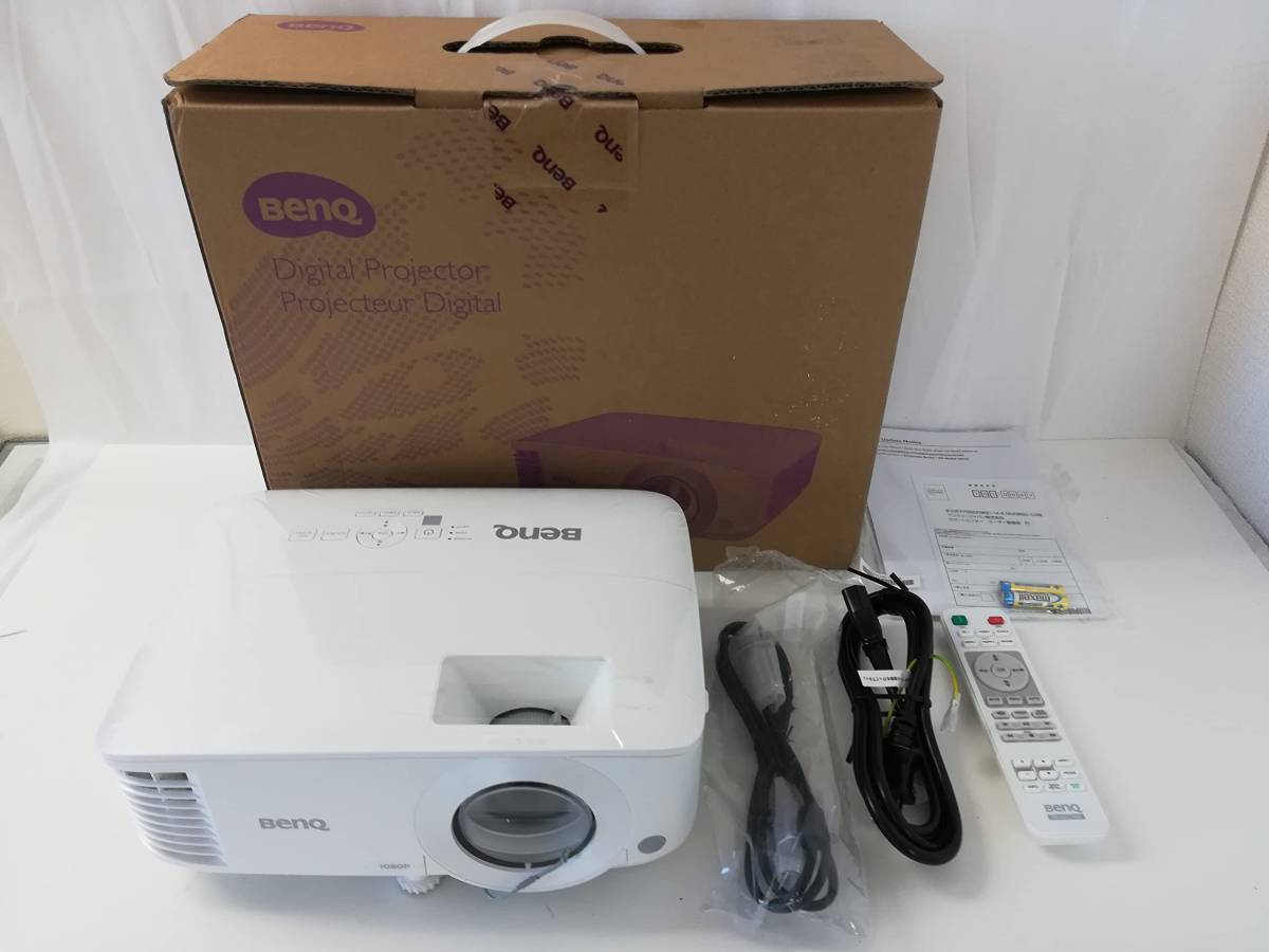 未使用】BenQ MH733 フルHD画質 DLPプロジェクター MH733 BenQ