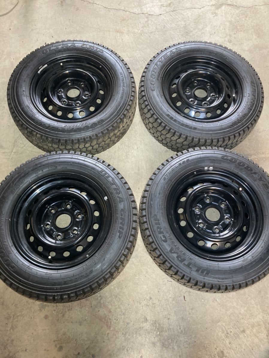 トヨタ バリ山 ハイエース ダンロップ スタッドレスタイヤ スタッドレスタイヤアルミホイールセット バリ山 スタッドレス ホイールセット トヨタ ハイエース YOKOHAMA 195/80 R15 107/105L LT 年式2019 残り約7mm 7.5分山〜8分山 トヨタ バリ山 ハイエース ダンロップ スタッドレスタイヤ スタッドレスタイヤアルミホイールセット バリ山 スタッドレス ホイールセット トヨタ ハイエース YOKOHAMA 195/80 R15 107/105L LT 年式2019 残り約7mm 7.5分山〜8分山