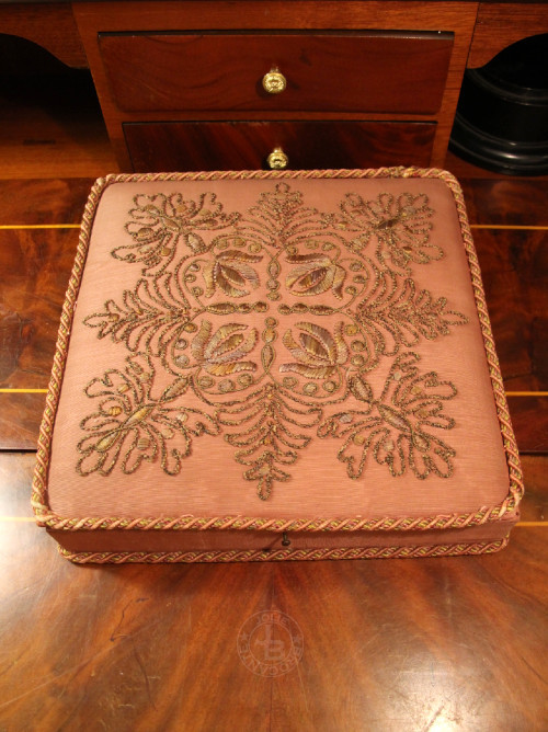 カルトナージュ 刺繍生地 カルトナージュに♡今年も販売開始Vintage