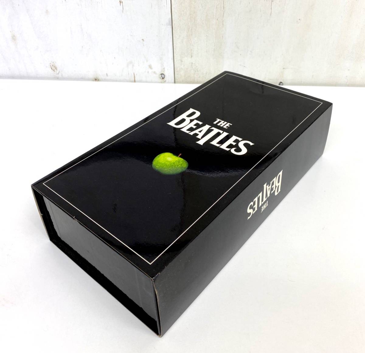 送料無料，爆買い I1489/CD-BOX/THE BEATLES BOX / ザ ビートルズ BOX CD16枚 14作品 ＋DVD1枚(Beatles， The)｜売買されたオークション情報、yahooの商品情報をアーカイブ公開 - オークファン B
