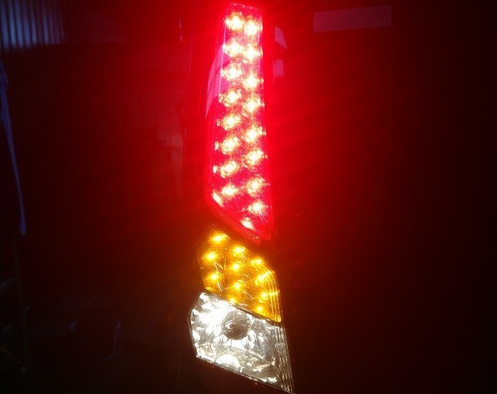 ワゴンR MH23S スティングレー スズキ LED D2S （MH23S）対応LEDをお
