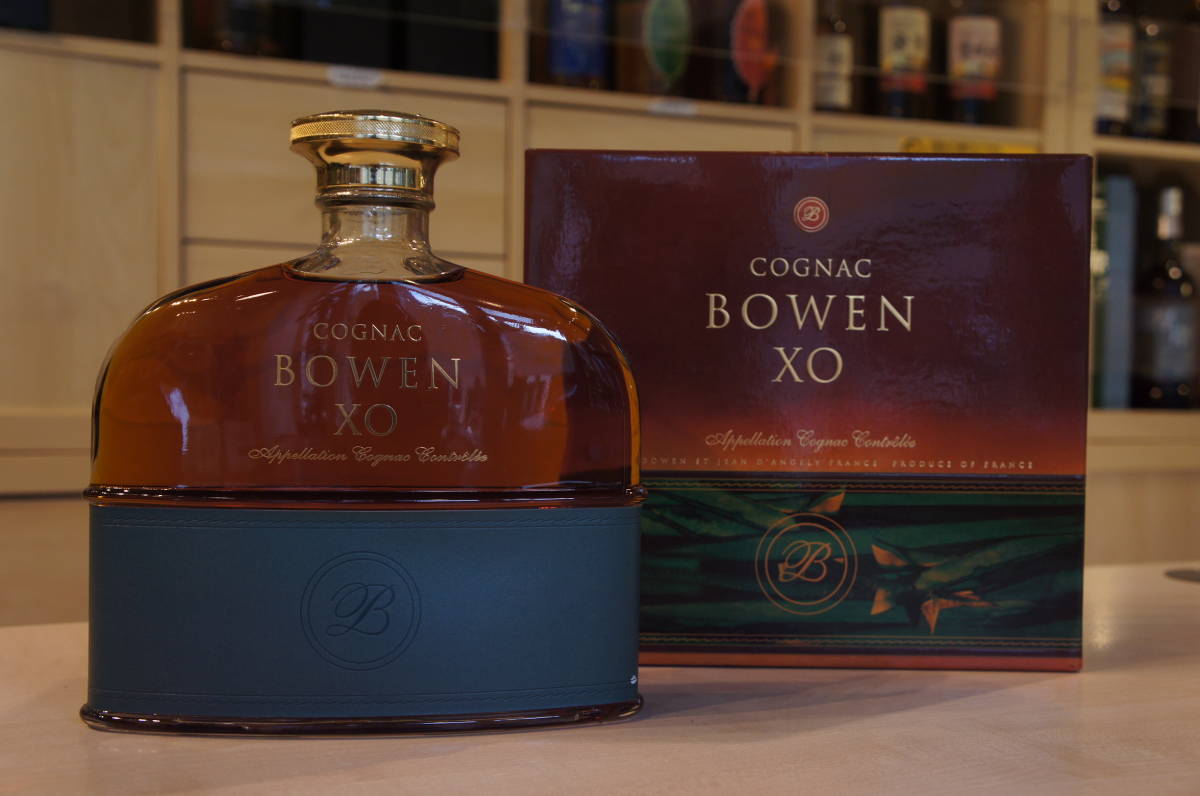  90825 ボーウェン XO 箱付 BOWEN 700ml 40％(コニャック)｜売買されたオークション情報、yahooの商品情報をアーカイブ公開 - オークファン コニャック