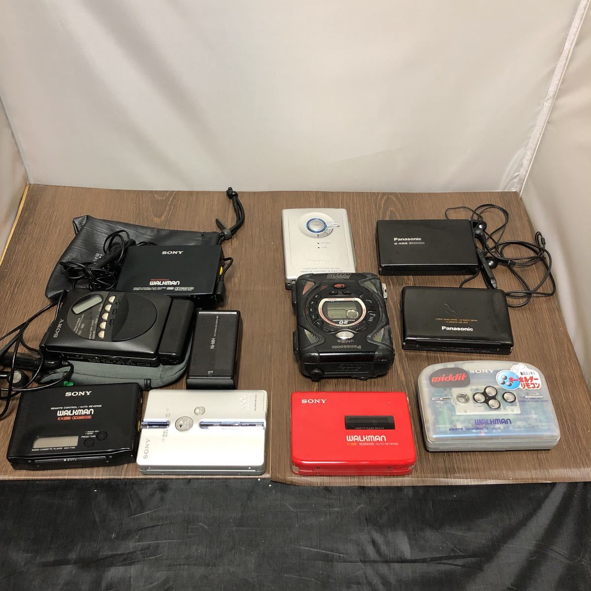 低価，大人気 ☆カセットウォークマン☆まとめて☆SONY WM-EX70 WM-EX651 WM-F702 WM-FX909 WM-R707 WM-EK1☆Panasonic RQ-S80 RQ-SW66V RQ-S33 Rq-SX59