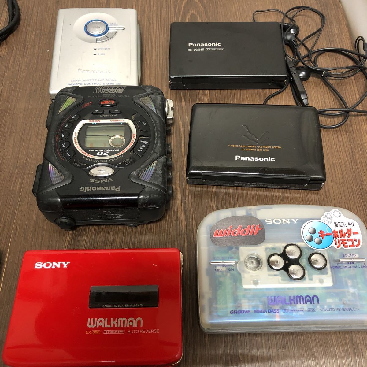 低価，大人気 ☆カセットウォークマン☆まとめて☆SONY WM-EX70 WM-EX651 WM-F702 WM-FX909 WM-R707 WM-EK1☆Panasonic RQ-S80 RQ-SW66V RQ-S33 Rq-SX59