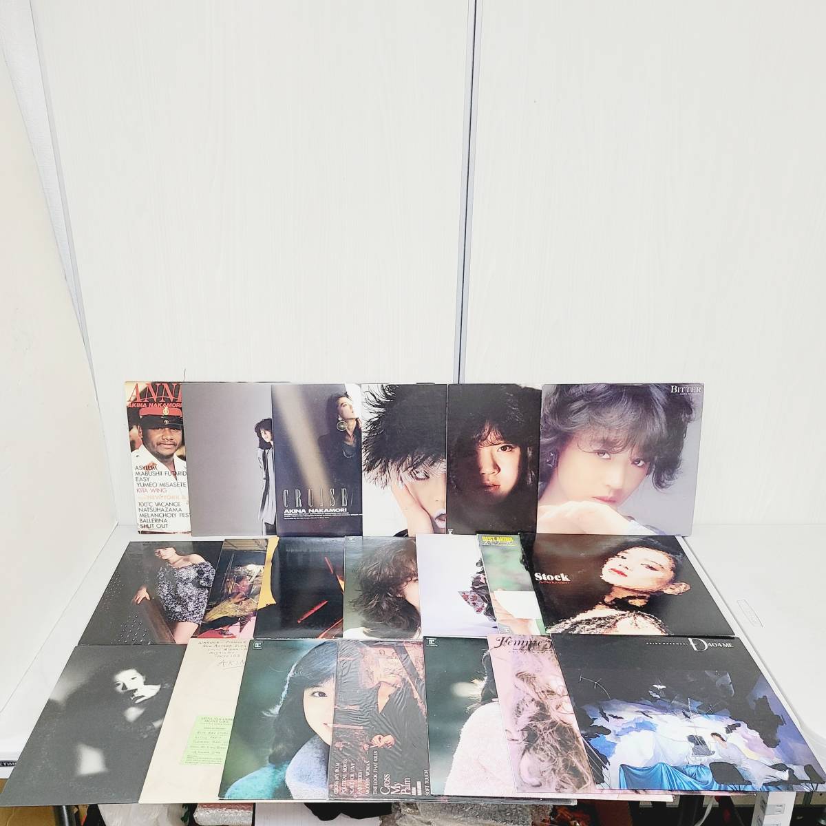 大得価，本物保証 C5792 中森明菜 LP レコード 20枚 まとめて ANNIVERSARY/CRUISE/BITTER/エトランゼ/BITTER/Stock/メモワール/プロローグ など(中森明菜)｜売買されたオークション情報、yahooの商品情報をアーカイブ公開 - オ な行