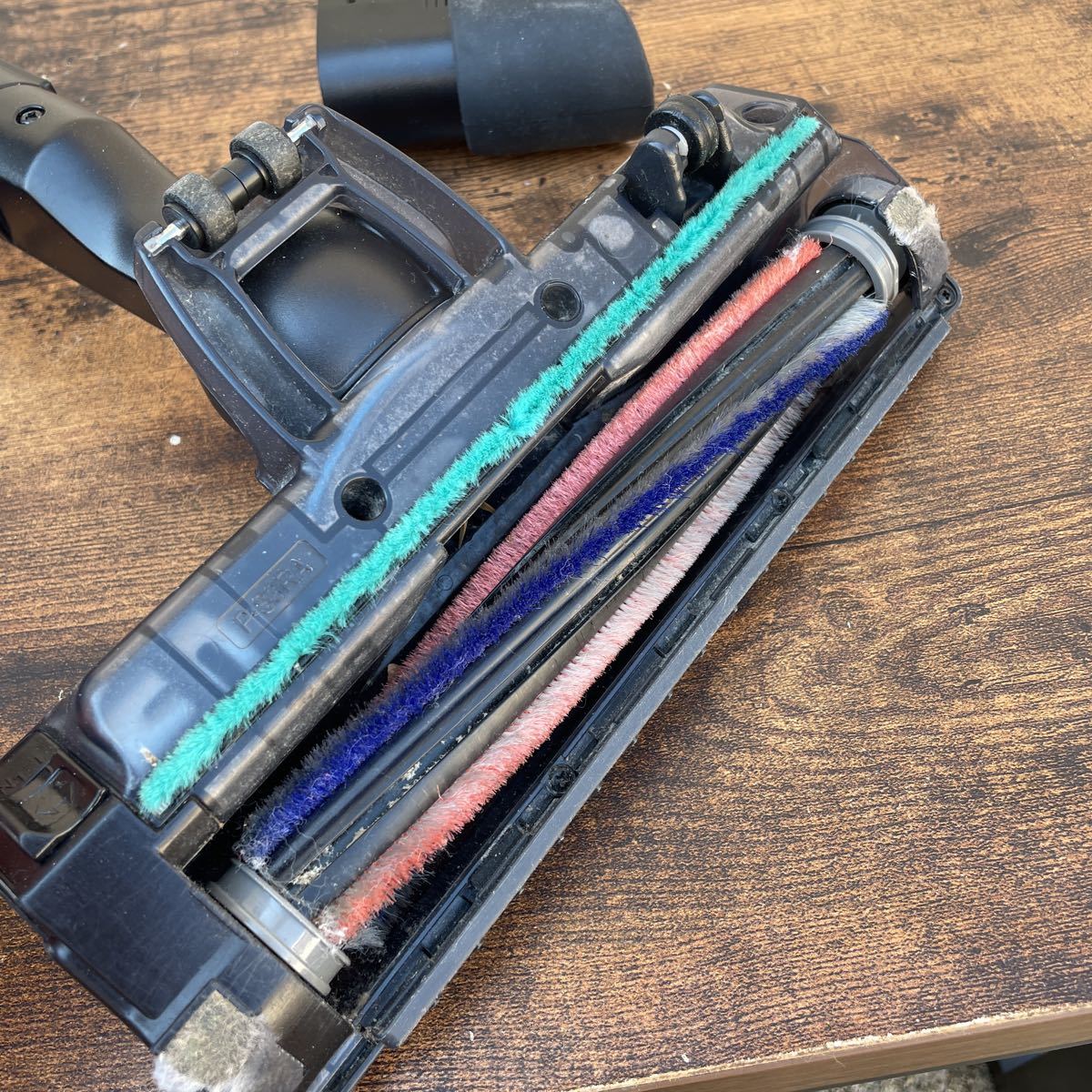 シャープ SHARP EC-FR5-B [コードレススティック掃除機 サイクロン式 