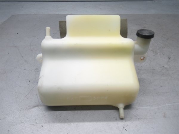 B1R4-0907 スズキ バンディット250 クーラントタンク リザーブタンク B1R4-0907 スズキ バンディット250 クーラントタンク リザーブタンク
