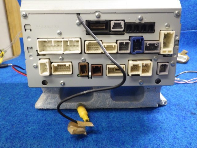 NSZN-W64T トヨタ純正メモリーナビ トヨタ純正ナビ CD メルカリ - トヨタ NSZN-W64T地図データ2014年チェックok アクア 2014年 地デジ&frasl;フルセグ 2014年夏版 プリウス30 地図データ Bluetoothフルセグ 地図2014年