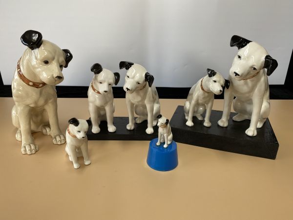 rk☆Victor・ビクター犬7体まとめて・貯金箱タイプ付き☆ニッパー・犬