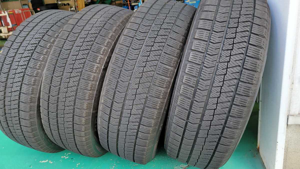 ブリヂストン ブリザック VRX2 215/60R17 ホイール付き4本セット ブリヂストン ブリザックVRX2 215/60R17ホイール付き 中古4本セット