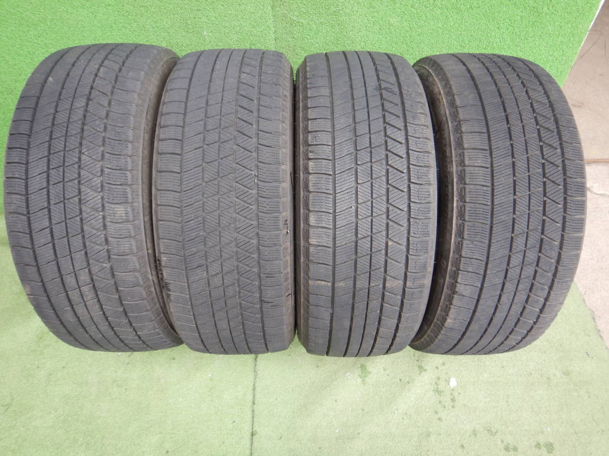 ☆BRIDGESTonE BLIZZAK VRX3 ☆245/40R20 95Q 残り溝:2本8.4mm/2本