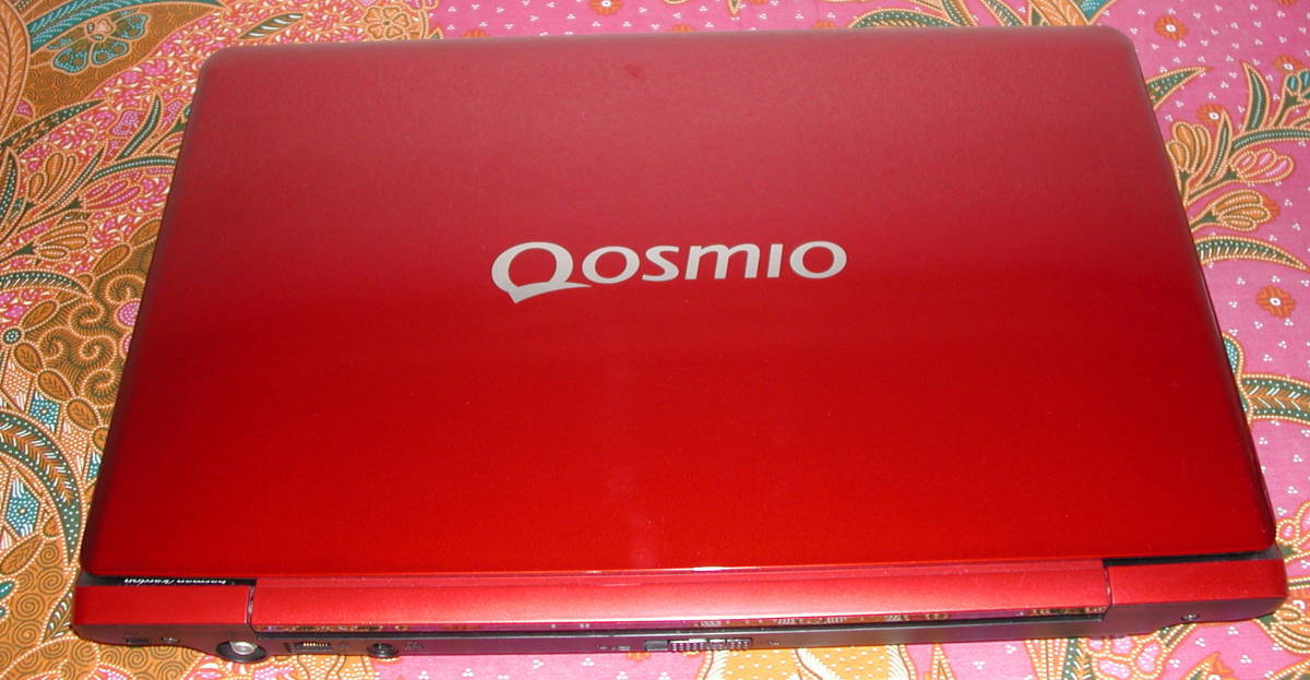 Qosmio レッド色 V65 東芝 中古良品 ノートパソコン 15.6型 新品SSD Qosmio レッド色 V65 東芝 中古良品 ノートパソコン 15.6型 新品SSD