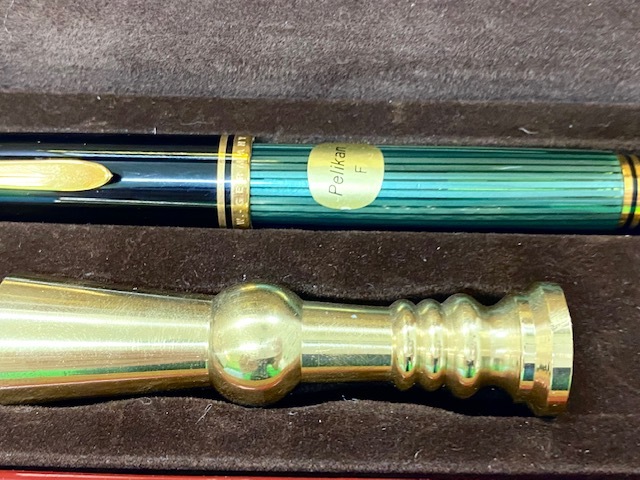 未使用保管品 PELIKAN ペリカン 万年筆 新生ドイツ誕生記念 特別限定