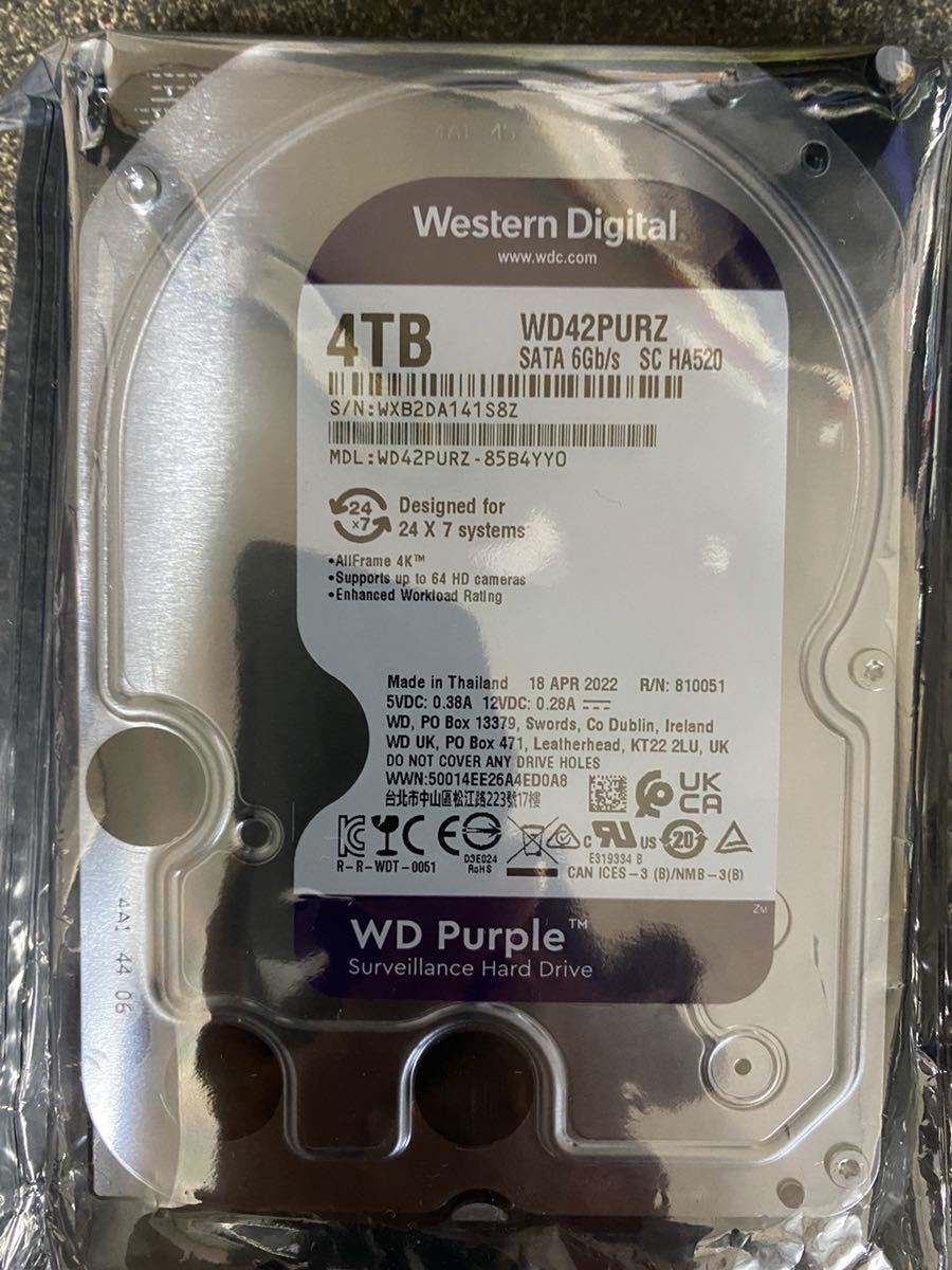 Western Digital 製HDD4TB purple未使用品