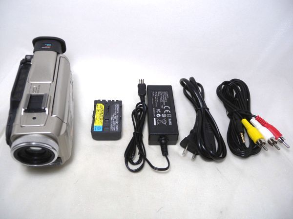 miniDVのダビングに！ SONY ビデオカメラ DCR-TRV10 03 ☆SONY Handycam miniDV DCR-TRV10 ☆ミニDVテープ ダビング・再生に