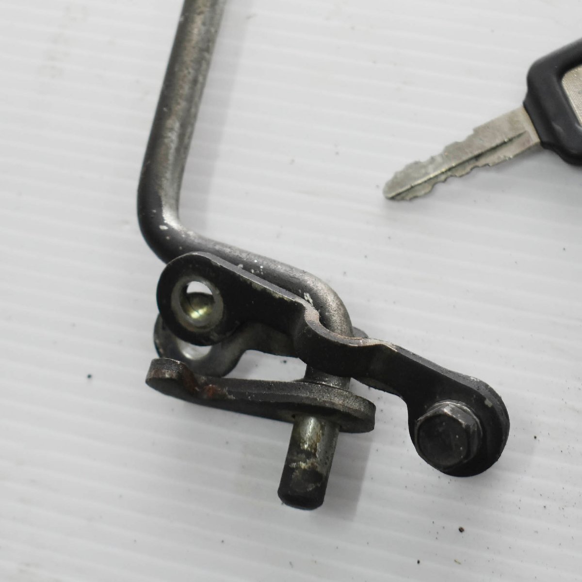 カワサキ Z750GP JKAKZDR19CA001*** 純正 テールランプ ブラケット 【B 