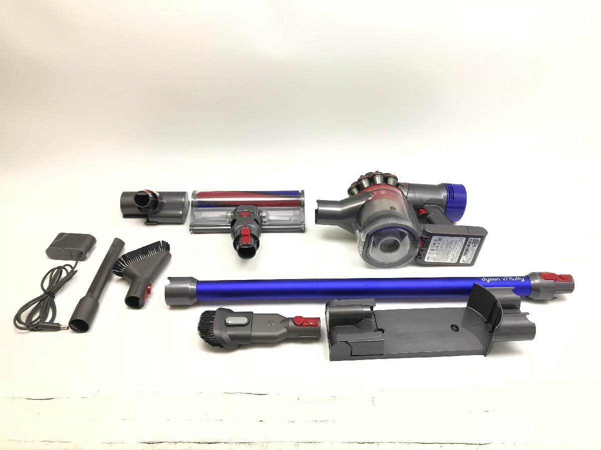 定番の掃除機 美品♪ダイソン dyson V7 Fluffy SV11 サイクロン掃除機 