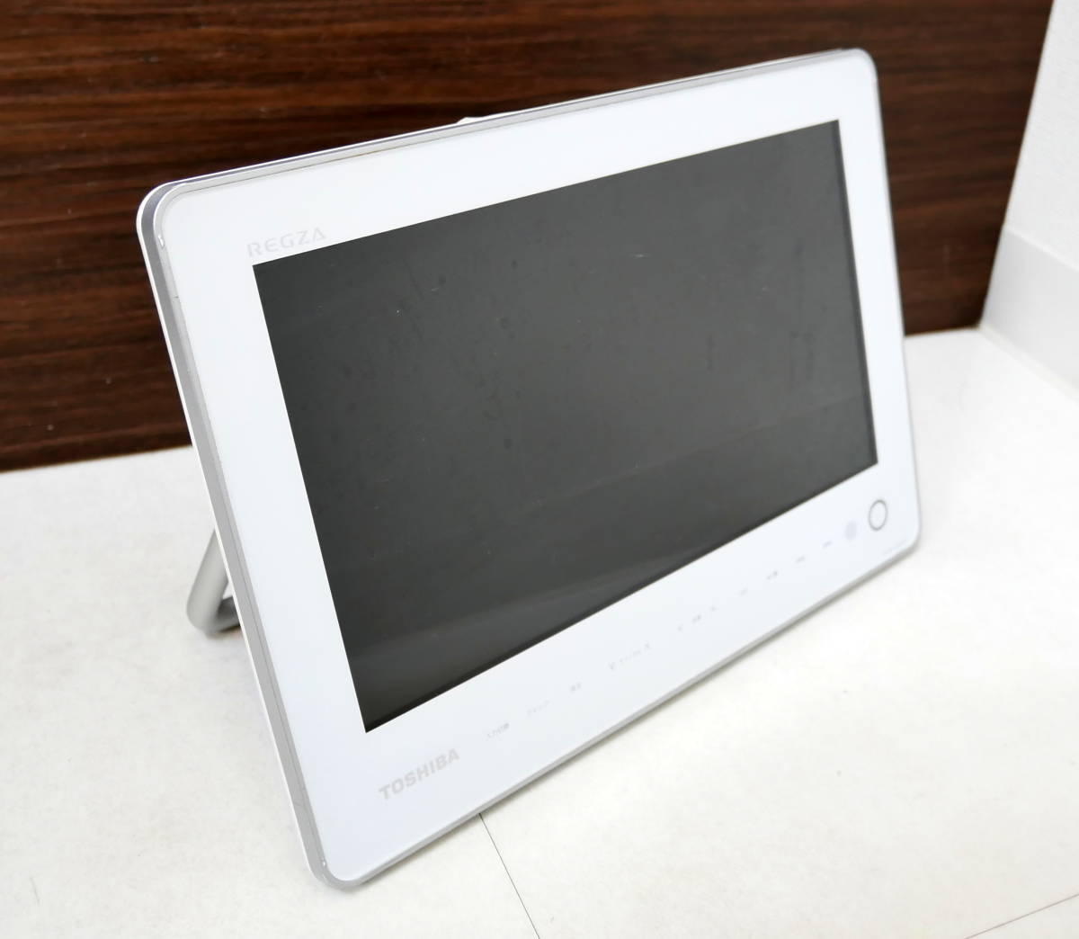 東芝 TOSHIBA ポータブルブルーレイプレーヤー ジャンク品 【自社EC