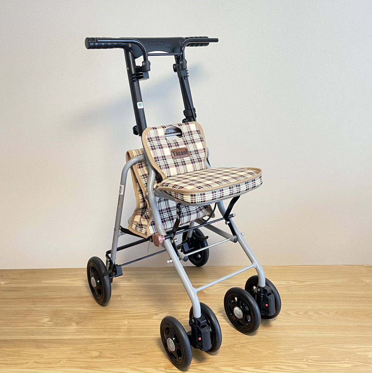 値下げ 画像追加 シルバーカー Tacao F 美品 幸和製作所(TacaoF