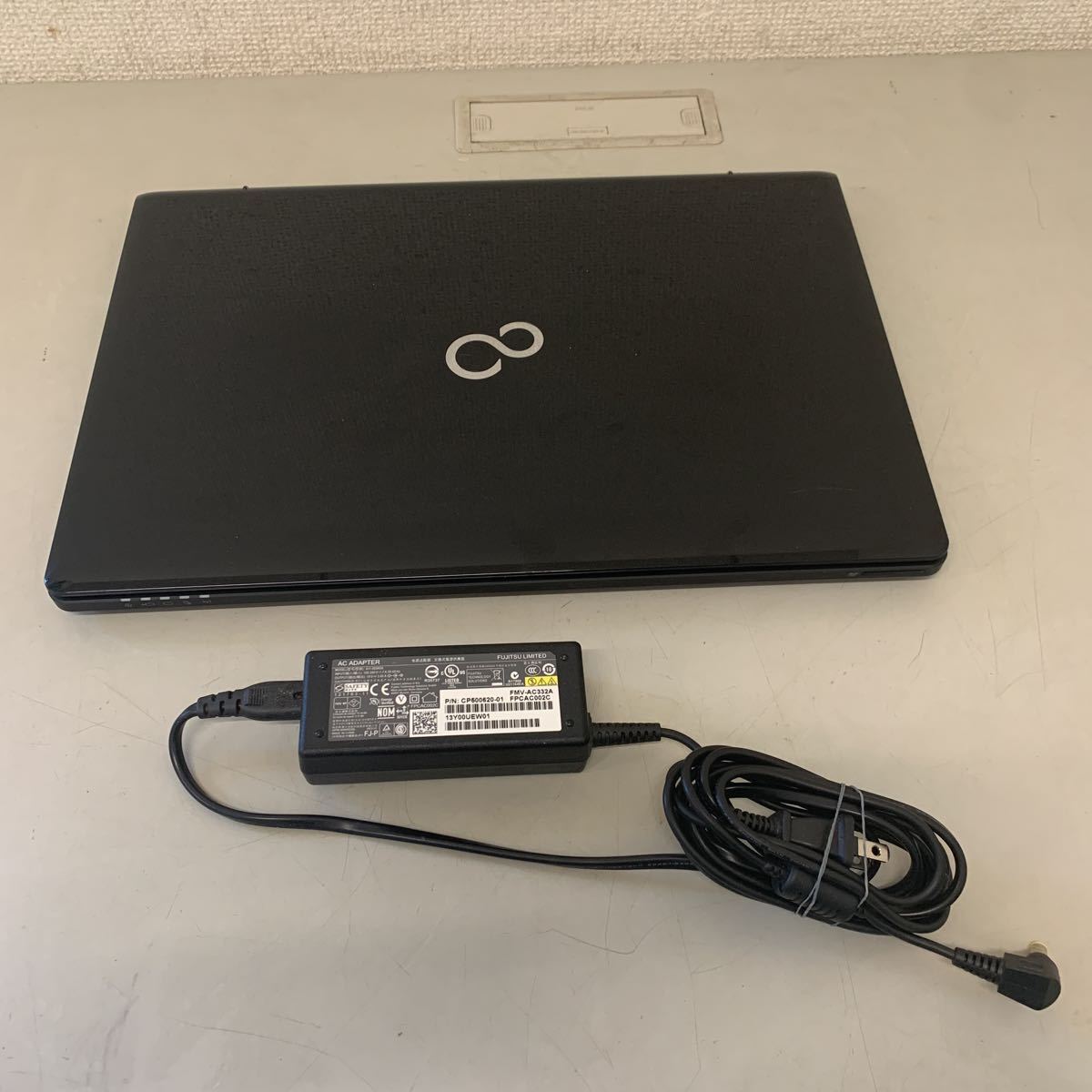 FMVWMA2B77 LIFEBOOK WA2⁄M FUJITSU Core i7 Win8 4702HQ 2.20GHz 