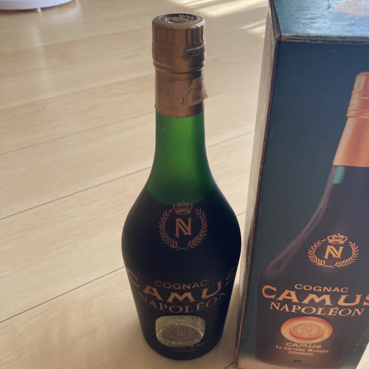 ブランデー特級1886年 CAMUS ナポレオン カミュ 古酒 箱付き NAPOLEON