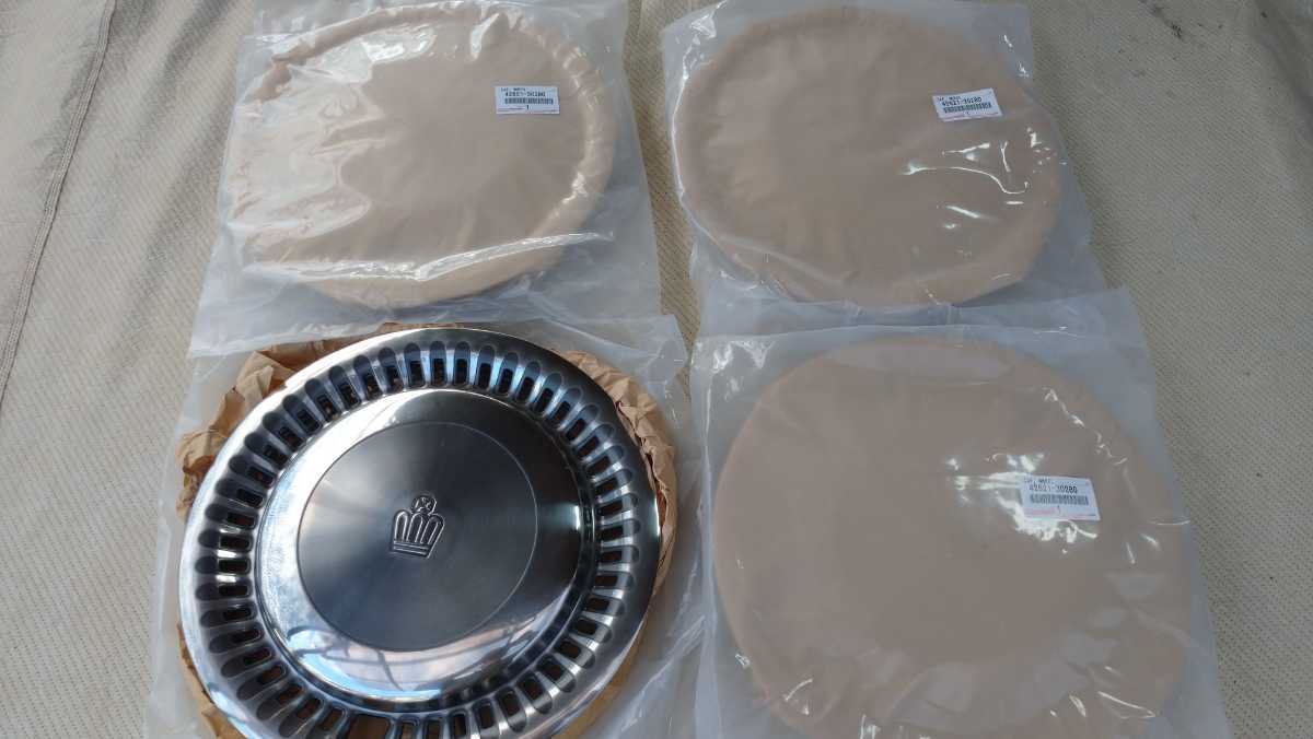  トヨタ クラウン セダン バン コンフォート 旧車 純正ホイールキャップ 14インチ 品(純正品)｜売買されたオークション情報、yahooの商品情報をアーカイブ公開 - オークファン 純正品
