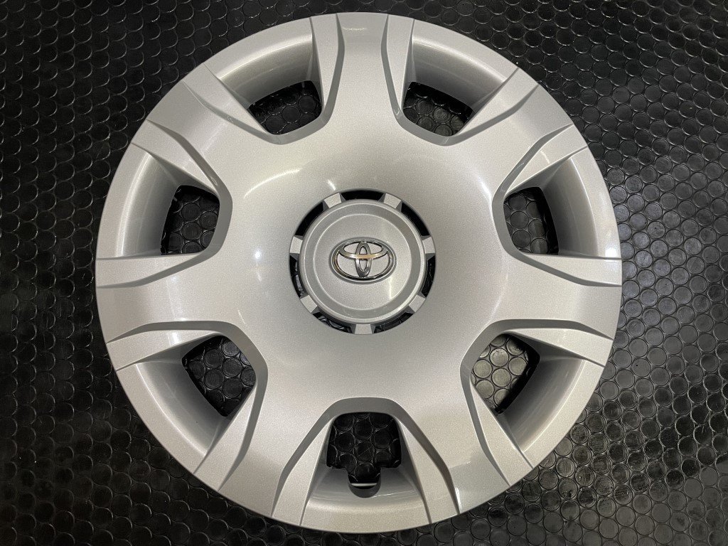TOYOTA ハイエース 純正ホイールキャップ レジアスエース トヨタ純正 