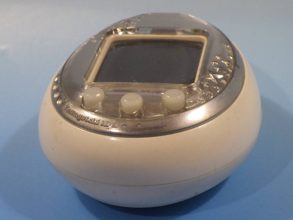 たまごっち Tamagotchi iDL Amazon.co.jp: Tamagotchi iD L ホワイト