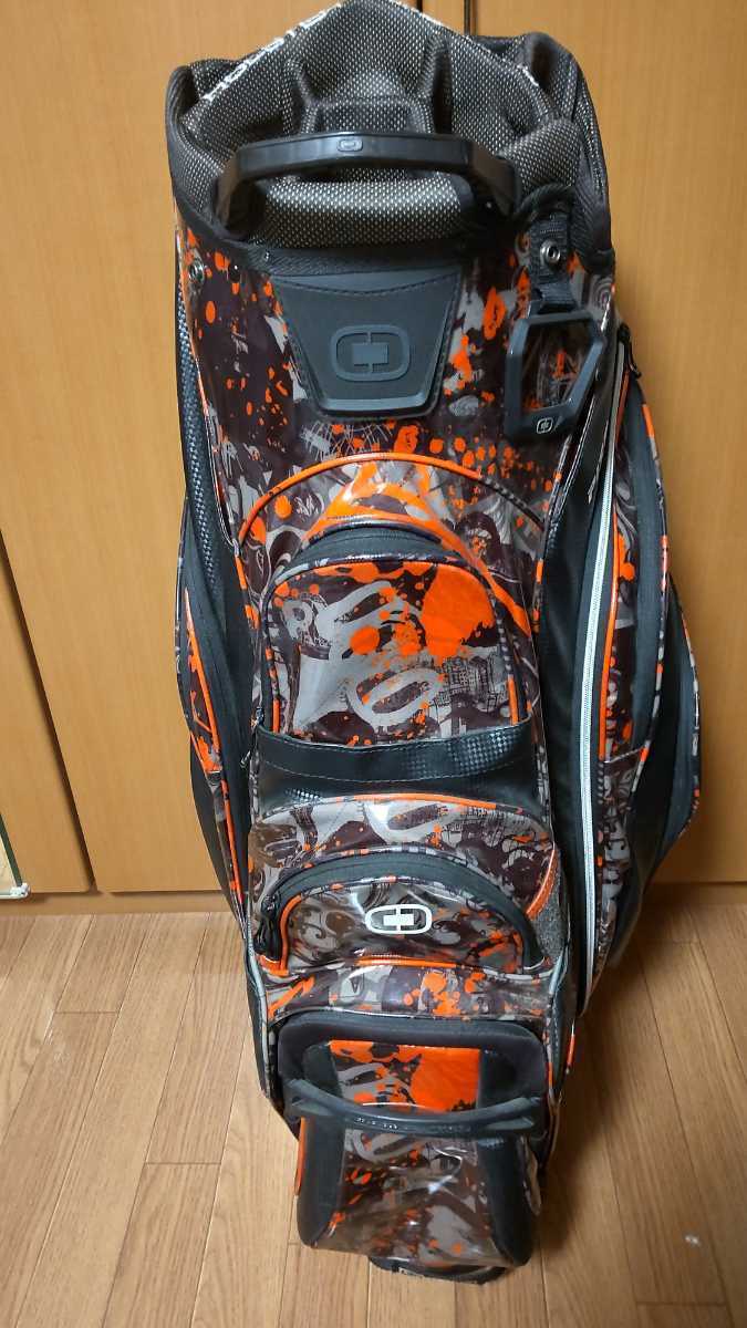 ◇美品◇人気のOGIOオジオカートキャディバッグ15分割でストレスフリー