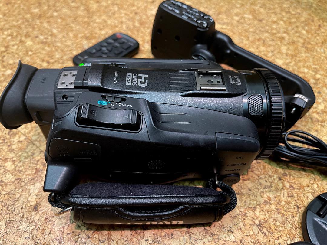 HF Canon XA35 ハンドルユニット + ビデオカメラ用バッテリー・充電器