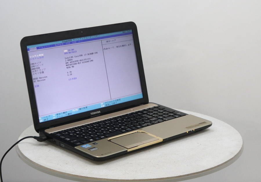 TOSHIBA PT55258HBMK dynabook T552/58HK Core i7 3630QM 2.40GHz 4GB