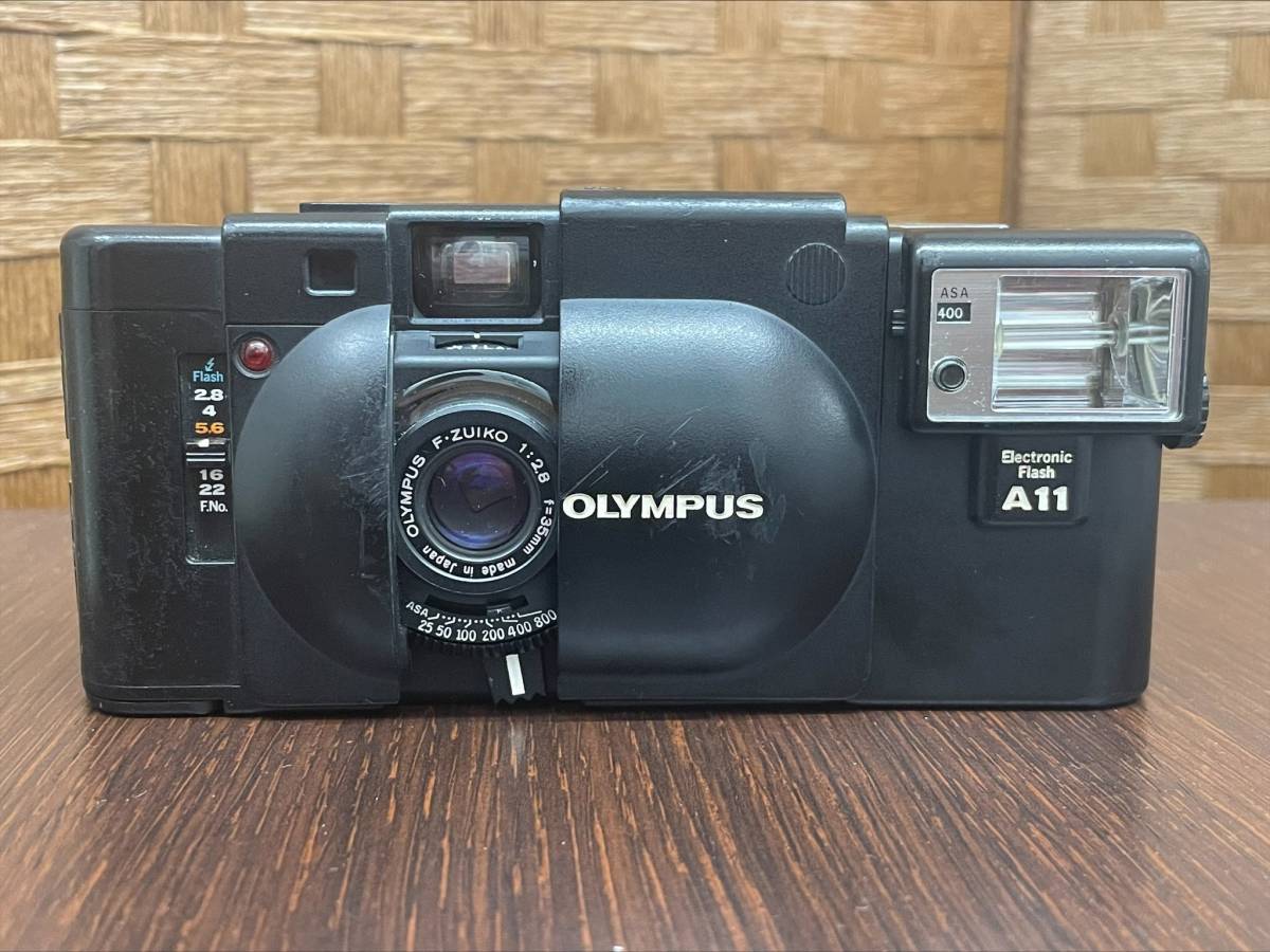 8973 OLYMPUS XA A11 ストロボ付き オリンパス コンパクトカメラ