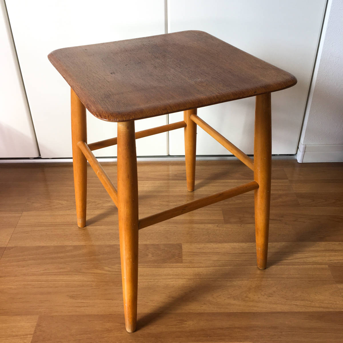 Ilmari Tapiovaara イルマリ・タピオヴァーラ 北欧家具 talo ファ 
