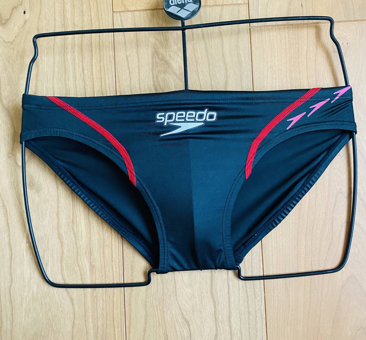 【美品】SPEEDO flyingfish ショートブーン ネイビー 競パン SPEEDO / flyingfish ショートブーン / SD70A02 / ブラック×レッド/ M