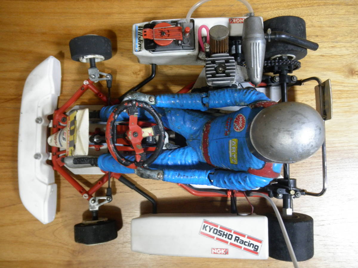 KYOSHO 1/4 レーシングカート10 エンジン Yahoo!オークション 1⁄4 京商 レーシングカート10 KYOSHO 0 当時物京商