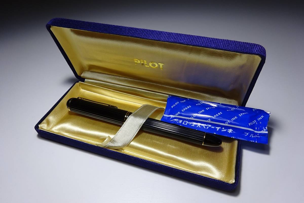 得価，本物保証 長期保管品 PILOT / パイロット 万年筆 ペン先 14K-585 ケース付(パイロット)｜売買されたオークション情報、yahooの商品情報をアーカイブ公開 - オークファン パイロット