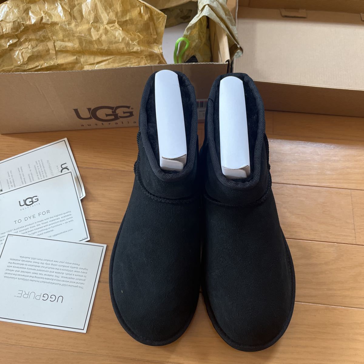 Ugg アグ　ショットブーツ　ブラック　23cm 未使用