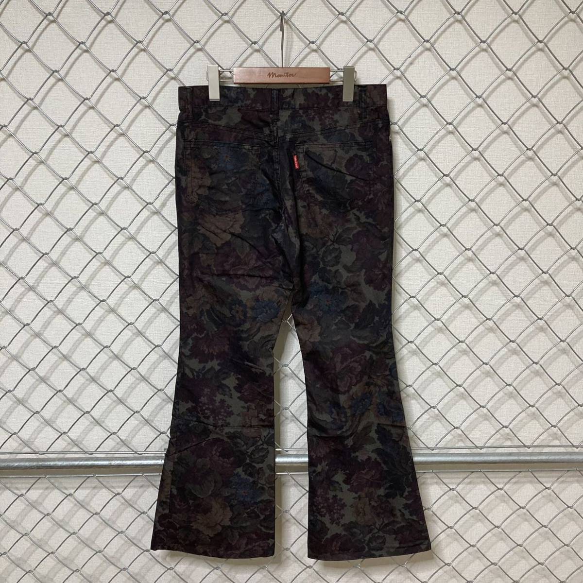 TORNADOMART トルネードマート 花柄 フレア パンツ L(ボトムス)｜売買 