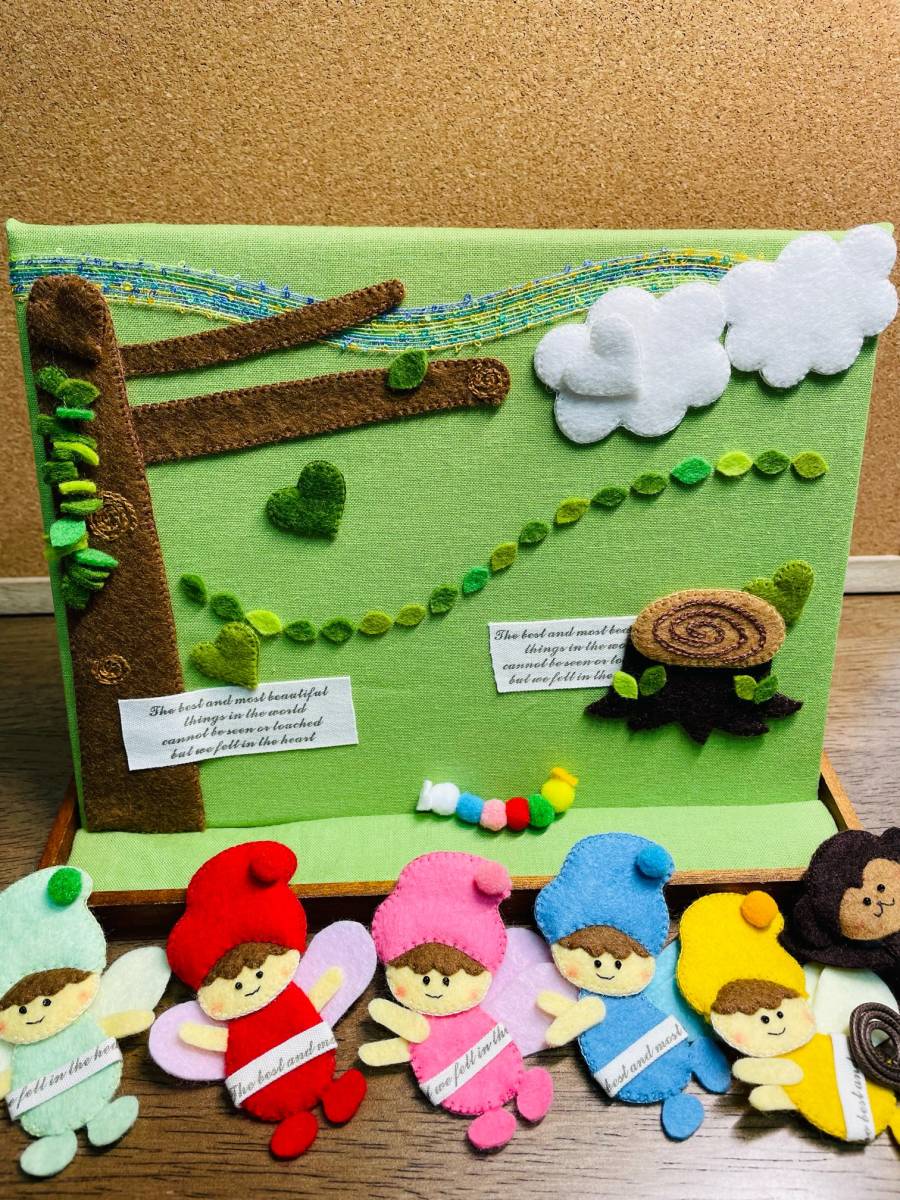 フェルトハンドメイド　森の妖精たちとおさるの携帯スタンド　置物　おままごと_6