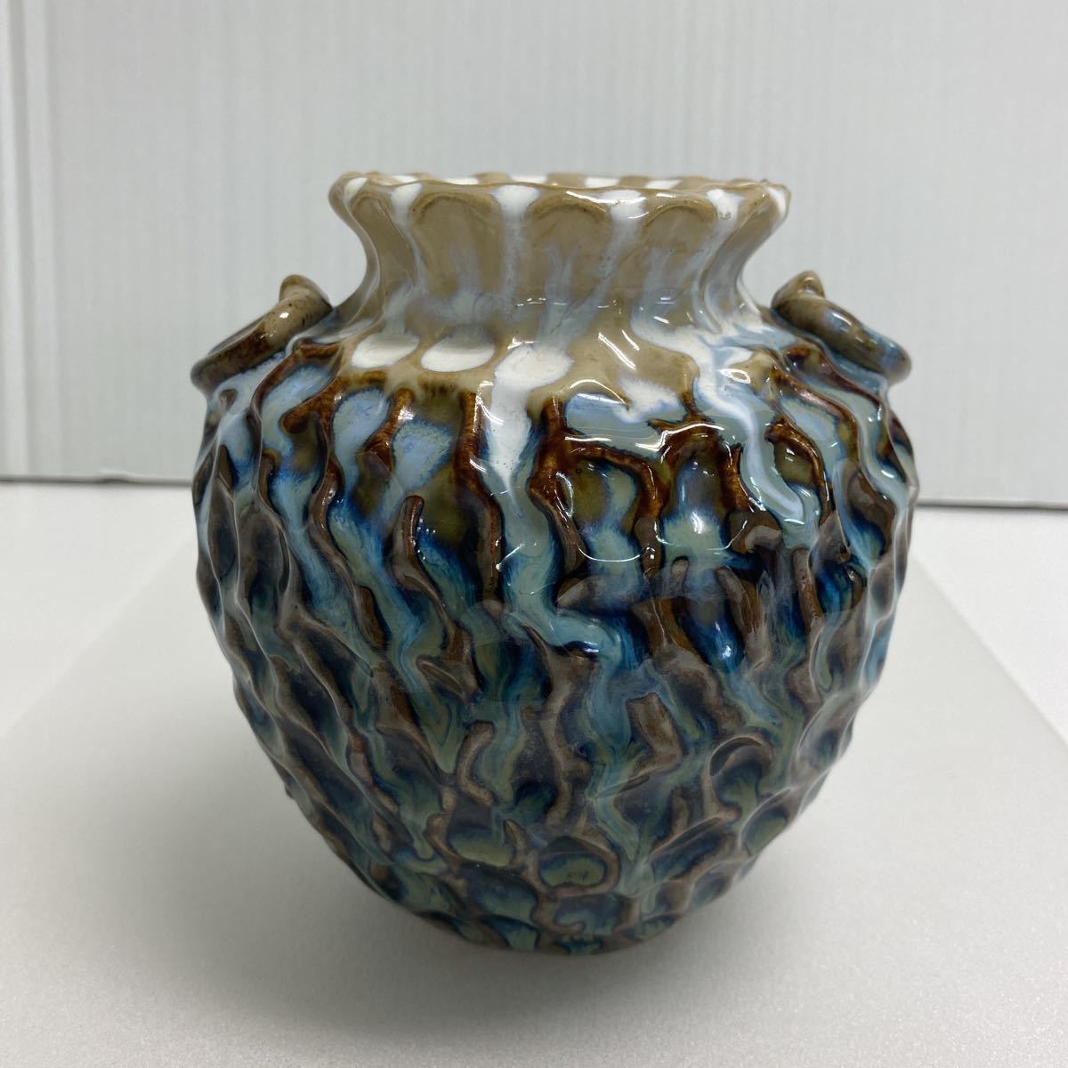111 陶器 釉薬白流し 花器 花瓶 フラワーベース お洒落 モダン 凸凹 アート インテリア 置物 オブジェ(花瓶)|売買されたオークション ...